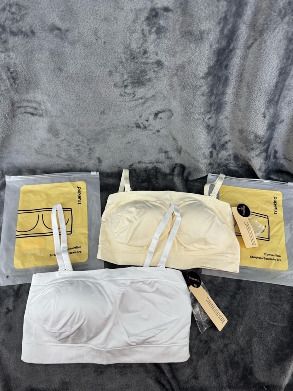 2 NWT Truekind Wireless Strapless Convertible Bandeau Bra Size Medium White Nude